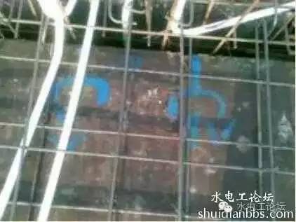 建筑水电预埋安装核心注意事项与现场图文深度解说